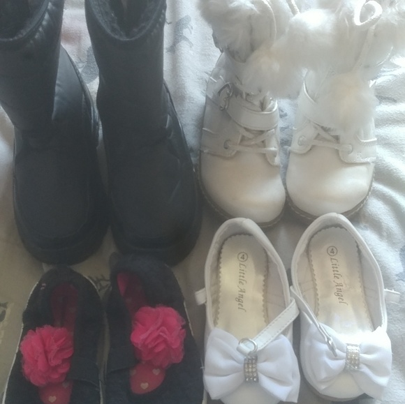 Toddler shoes - Picture 1 of 6